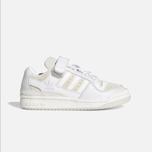 BRAND NEW!! Ivy Park IVP Forum Lo Sneakers